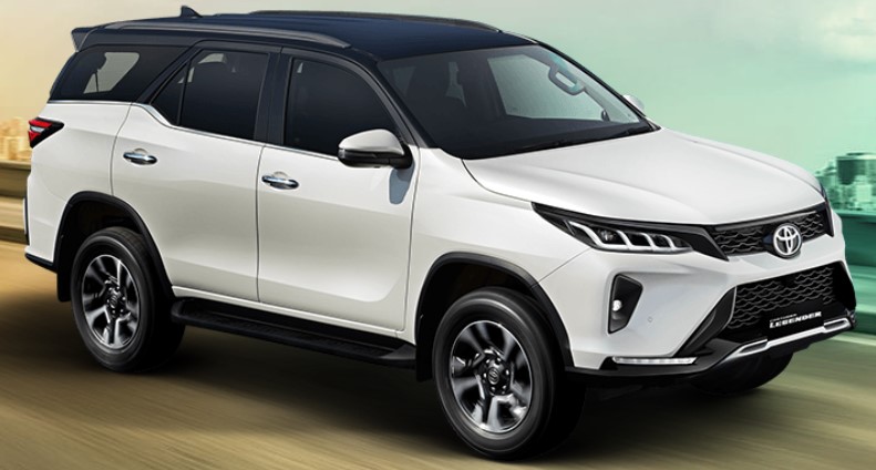 Toyota-Fortuner-Legender-7-Seater-Luxury-Car-in-India